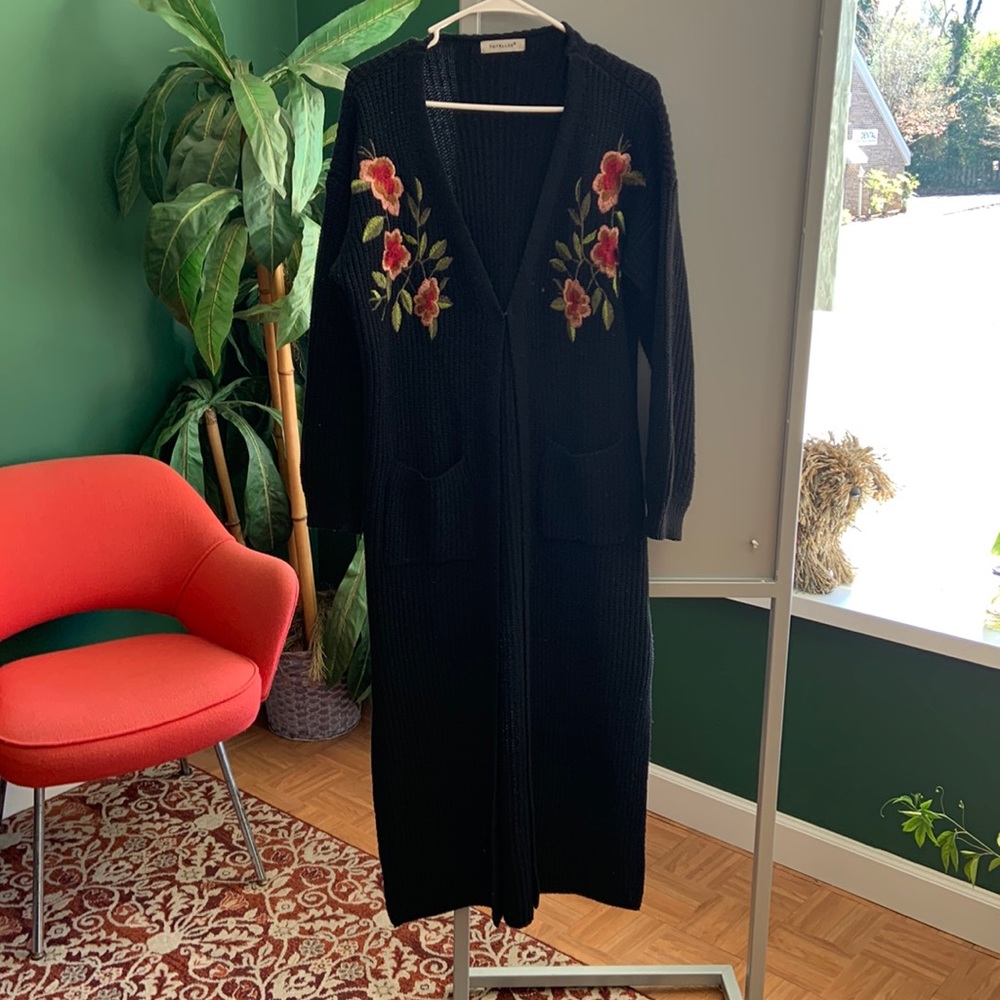Voyelles long sleeve black cardigan